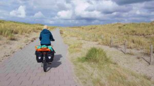 Rondje-Nederland-met-baby-fietsen-Scheveningen-Den-Haag