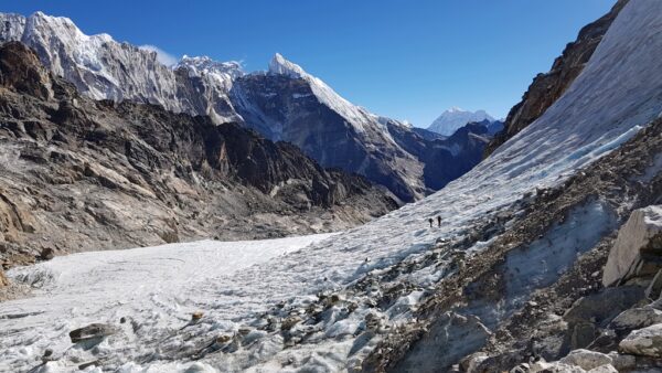 Everest Base Camp trekking dag 10 Dzongla via Cho La pass tot Gokyo, Cho La pass