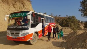 Manaslu en Tsum Valley trekking dag 19 Soti Khola tot Kathmandu, vroeg met de bus