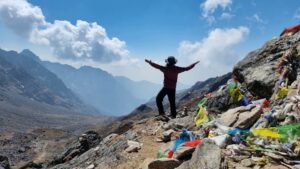Laurebina pass Langtang Circuit trekking Nepal