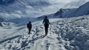 Annapurna Circuit en Tilicho Lake trekking dag 8, Shree Kharka naar Tilicho Base Camp, sneeuw