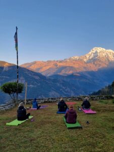 Annapurna Base Camp trekking, yoga in Tolka