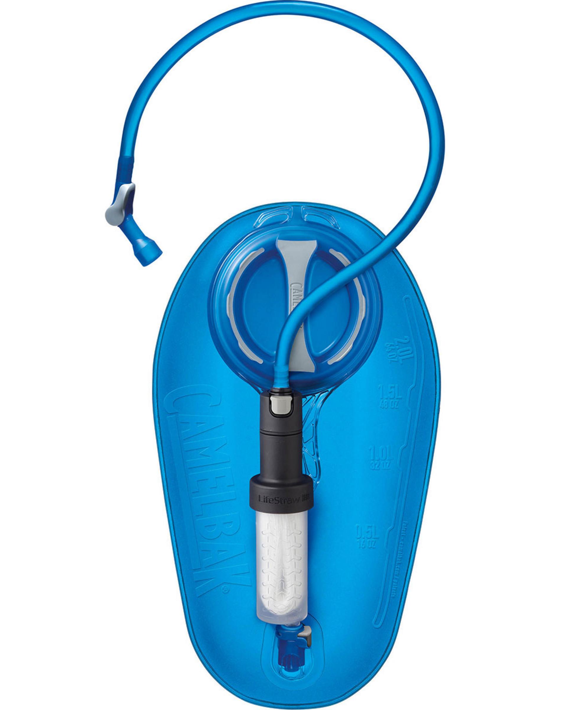 Beste waterzak voor een trekking Camelbak met LifeStraw water filter