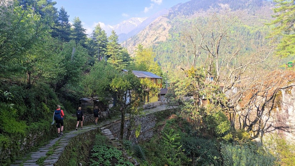 Manaslu Circuit dag 12, Gowa naar Thal, klooster