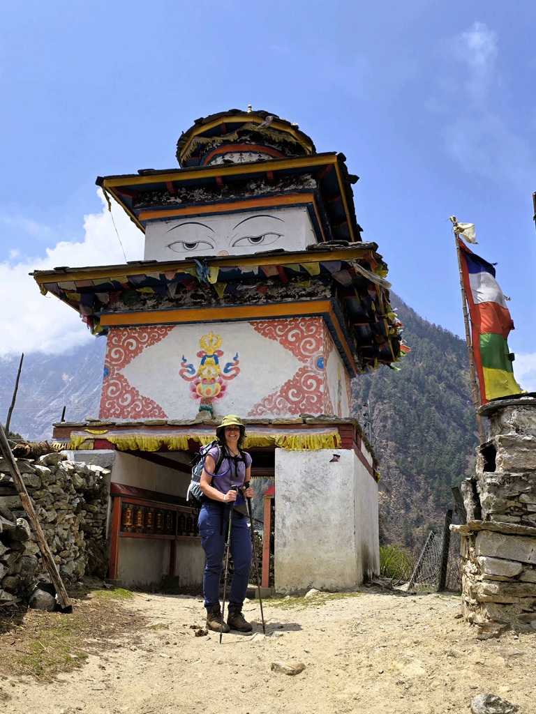 Manaslu Circuit dag 5, Ghap naar Lho, Tibetaans boeddhisme