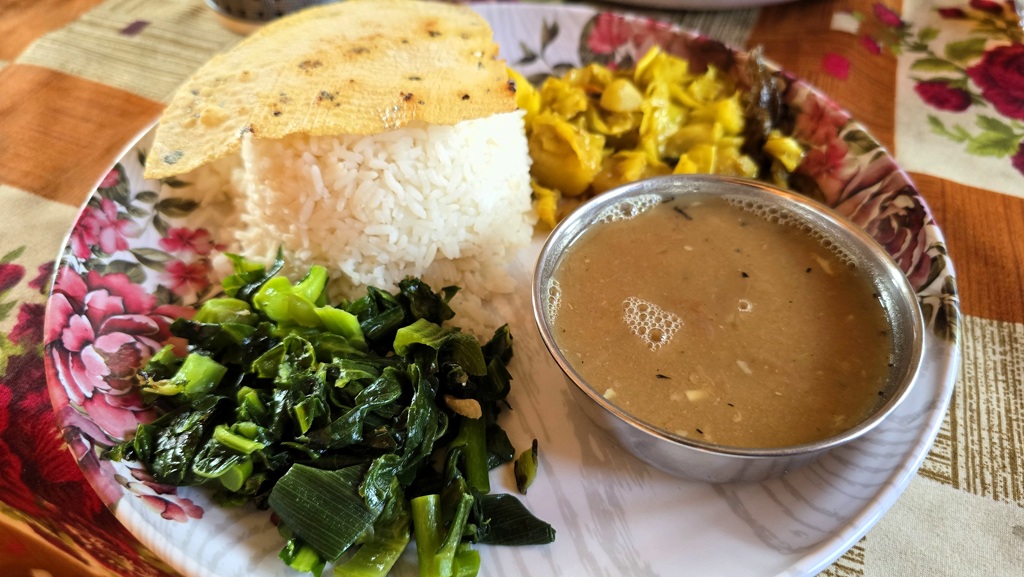 Manaslu Circuit dag 5, Ghap naar Lho, Tibetaans boeddhisme