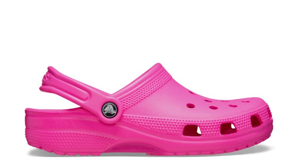 Beste schoenen voor op reis, na je trektocht, crocs roze