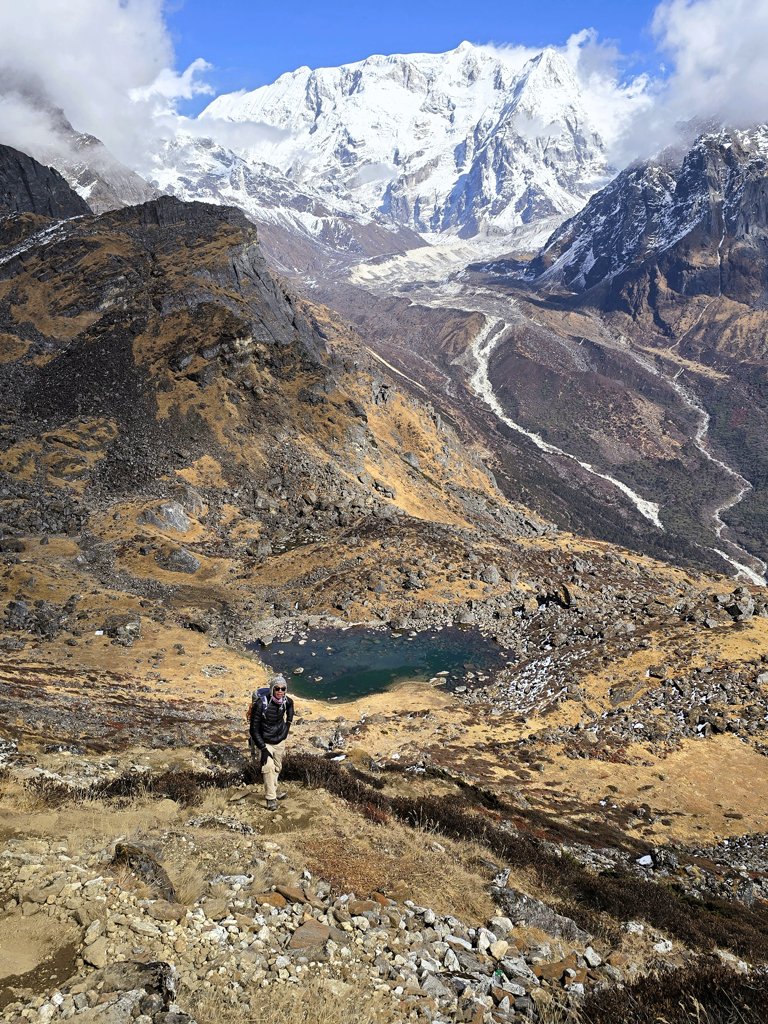 Kanchenjunga Base Camp trekking reisvideo, Selele naar Cheram, bergmeer