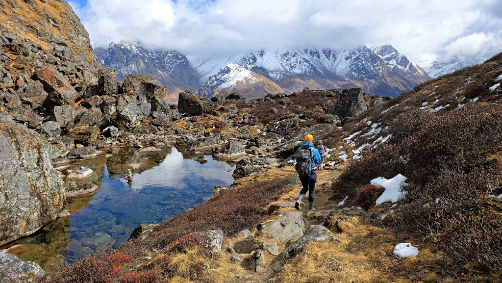 Kanchenjunga Base Camp trekking dag 13, Selele naar Cheram, bergmeer