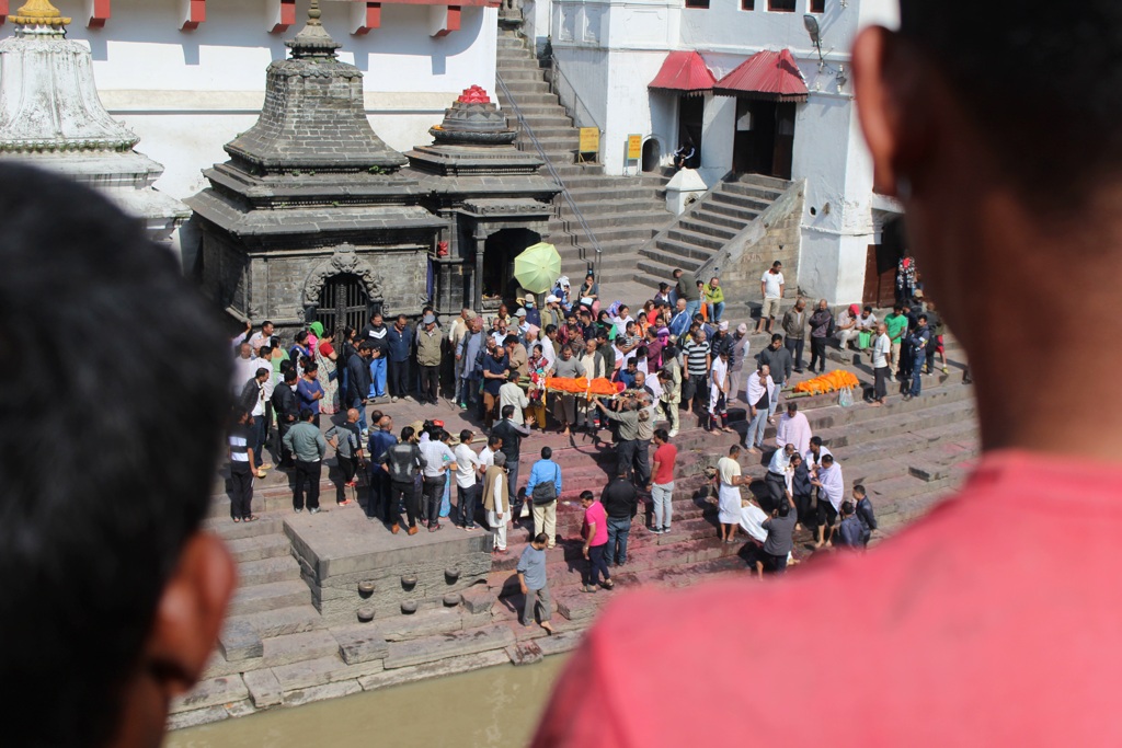 Kathmandu City Tour, bezoek openlucht crematies Pashupatinath