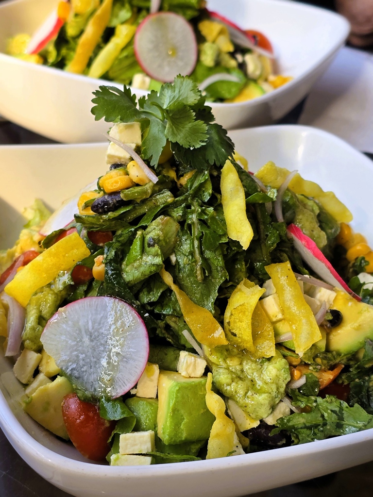 Lekker eten in Kathmandu, Forest to Plate, salade