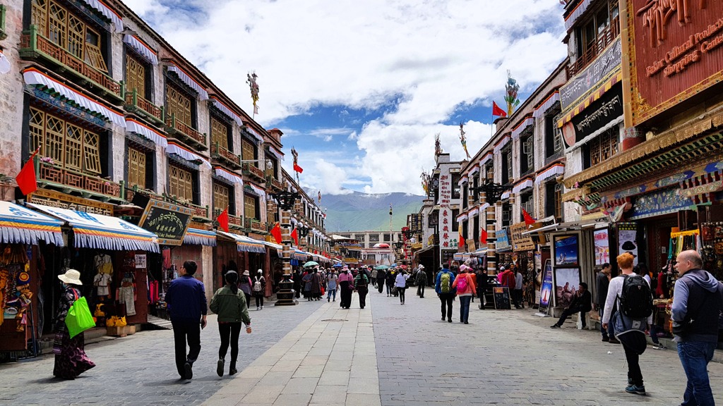 Leukste dingen om te doen in Lhasa, Barkhor Street