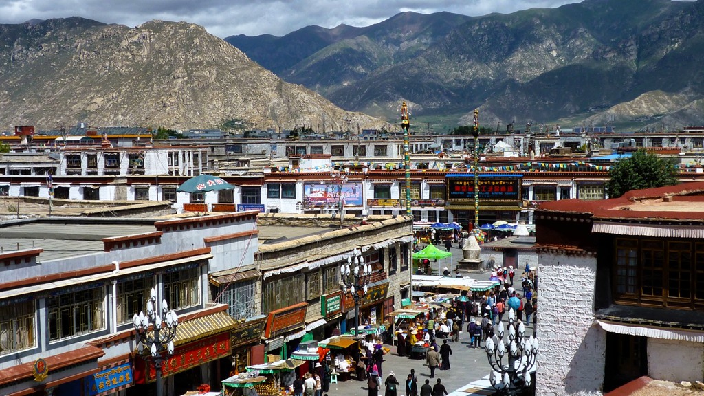 Leukste dingen om te doen in Lhasa, Tibet, Barkhor Street
