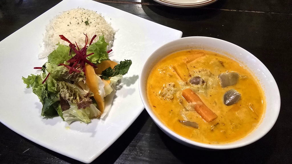 Beste intercontinentale restaurant Kathmandu, Thaise rode curry, Gaia