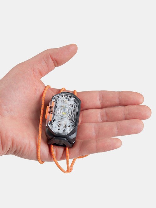 Beste hoofdlamp voor een trektocht, Petzl Swift