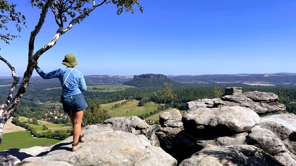 Meerdaagse trekking Europa, Malerweg etappe 7, Gohrisch naar Weißig, uitzicht tafelberg landschap