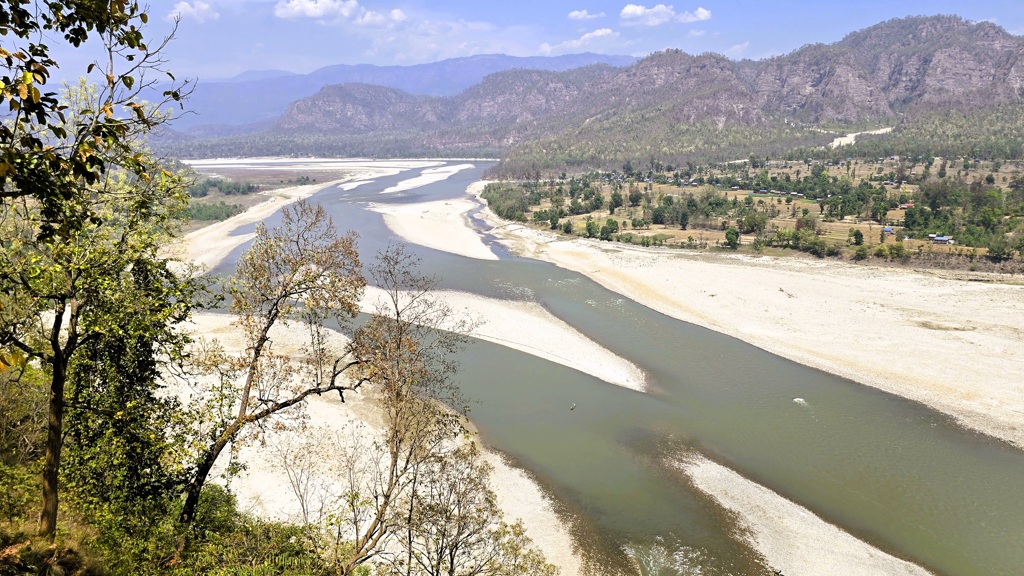 Doen in Bardia National Park en omgeving, bezoek Karnali-rivier gebied